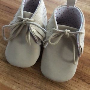 Infant girl shoes